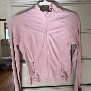 LuLulemon Pink Zip size 8